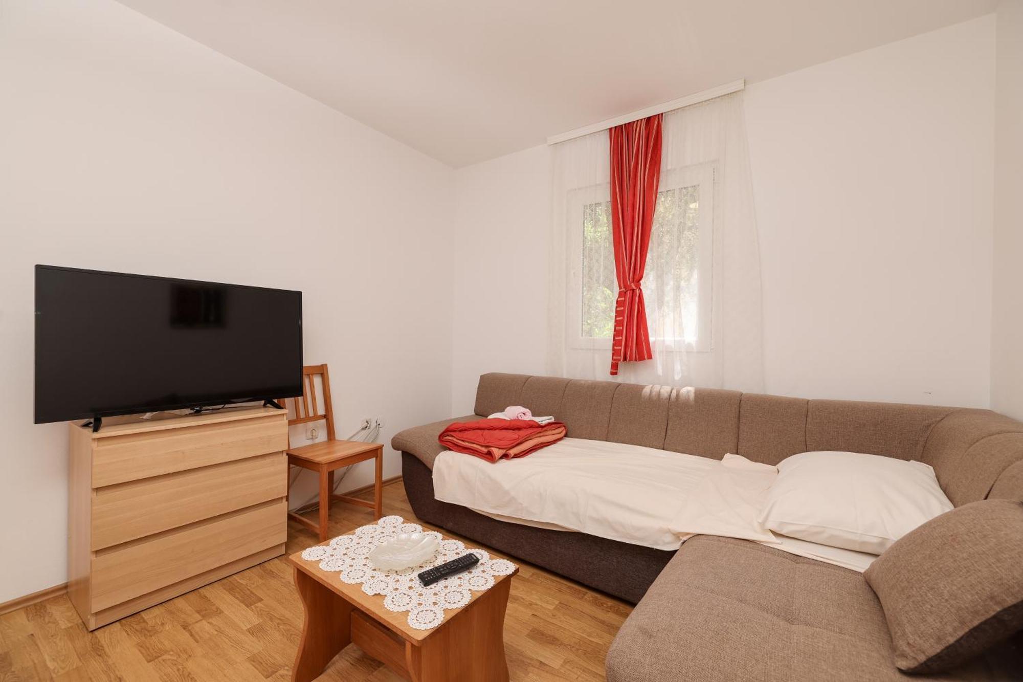 Apartments Kika Nin Extérieur photo